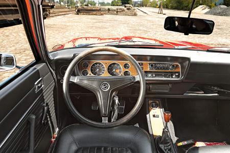 Ford Capri Serie 1, Lenkrad, Cockpit