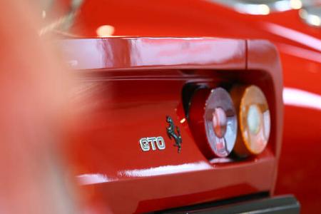Ferrari GTO, Heckleuchte