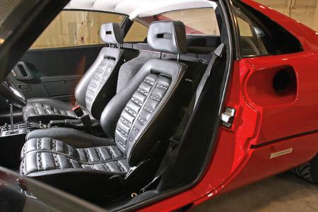 Ferrari GTO, Sitze, Ledersitze