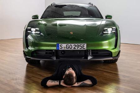 Porsche Taycan Cross Turismo Sitzprobe Erster Check Studio