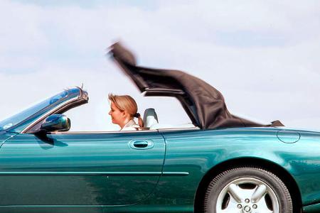 Jaguar XK8, Cabrioverdeck