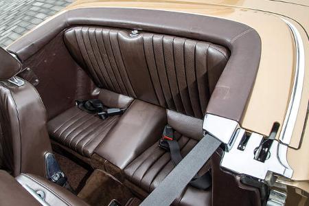Mercedes-Benz 500 SL, Fondsitz
