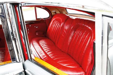 Jaguar MK IX, Fondsitz