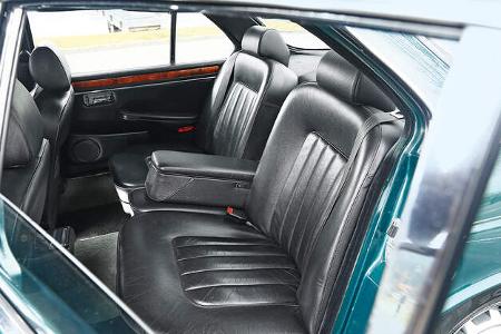 Jaguar XJ6 4.2, Fondsitze