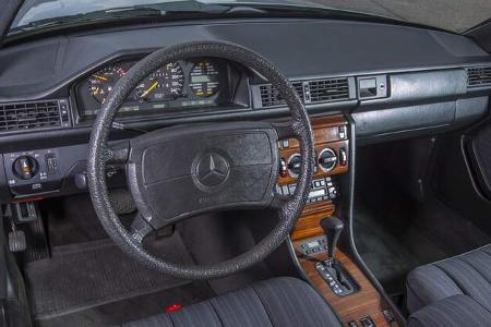 Mercedes E-Klasse - sechs Generationen