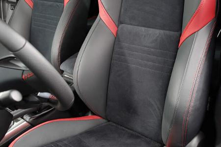 Subaru WRX STI, Fahrersitz