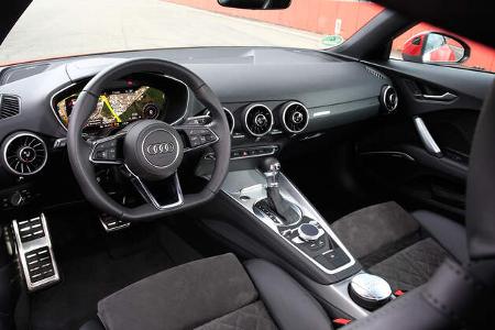 Audi TT 2.0 TFSI Quattro, Cockpit