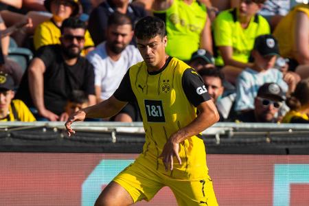 Gio Reyna (bis 76.) - Note: 1,5 - Stand überrraschend anstelle von Sabitzer in der Startelf. Rechtfertigte seinen Einsatz mit vielen One-Touch-Aktionen, die dem BVB-Spiel in der ersten Halbzeit Tempo verliehen. Sorgte mit einem traumhaften Power-Abschluss zum 1:0. Wirkte gegen Ende etwas platt - das war aber nachvollziehbar.