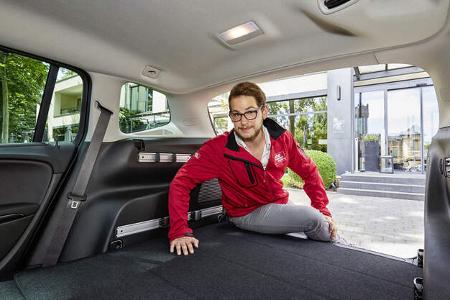 Opel Zafira Facelift 2016