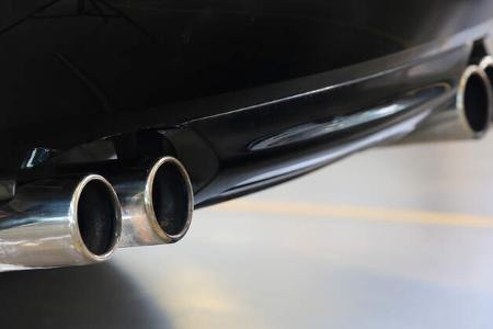 Jaguar XKR, Auspuff, Endrohre