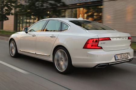 Volvo S90 D5 AWD, Heckansicht