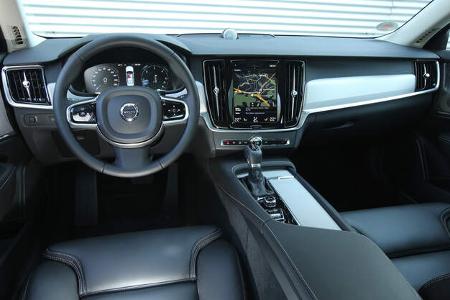 Volvo S90 D5 AWD, Cockpit
