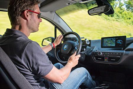 BMW i3 (2017) mit 300 km Reichweite