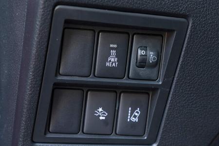 Toyota Hilux Pick-up 2.4D Double Cab 4x4, Bedienelemente