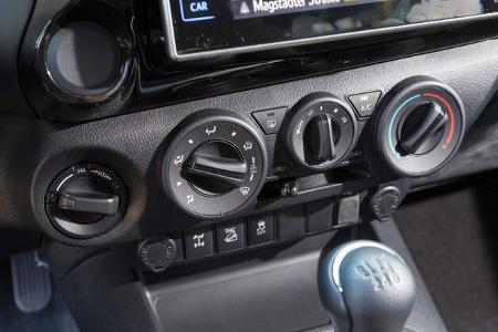Toyota Hilux Pick-up 2.4D Double Cab 4x4, Bedienelemente