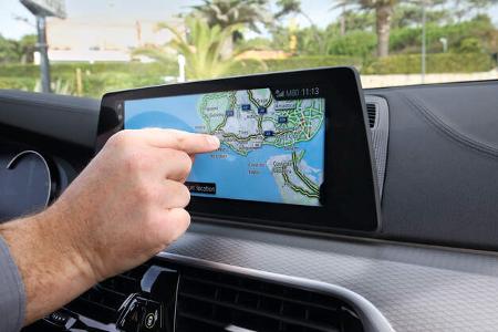 BMW Fünfer, Bildschirm