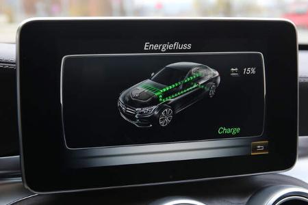Mercedes C 350 e, Infotainment