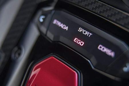 Lamborghini Aventador S, Fahrbericht, 01/2017