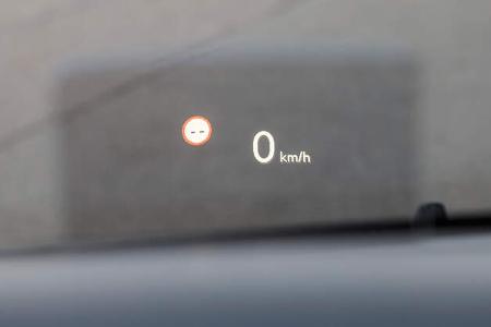 Peugeot Traveller HDi 150 L2, virtuelles Cockpit