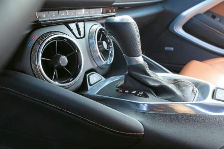 Chevrolet Camaro Coupé 2.0 Turbo, Schalthebel