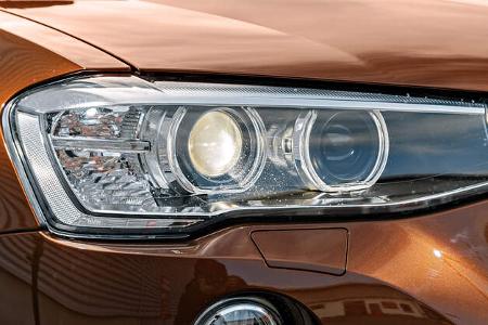 BMW X4 xDrive 28i, Frontscheinwerfer