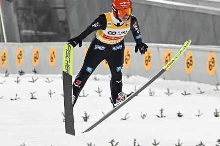 Skispringen: Schmid in Engelberg Zweite hinter Prevc