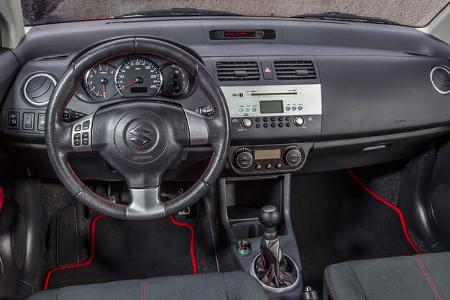 Suzuki Swift Sport, Cockpit