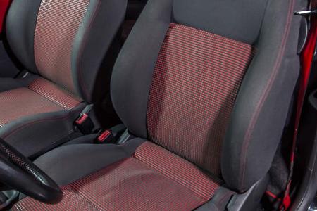 VW Lupo GTI, Fahrersitz