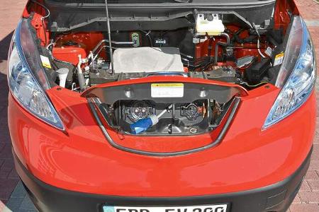 Motorraum Nissan e-NV 200