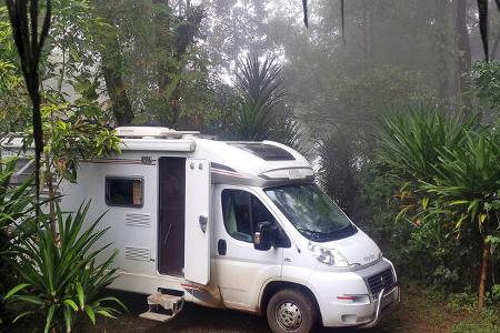 Mobile Menschen in Asien