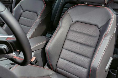 VW Golf GTI, Sitze