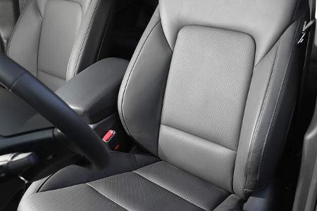 Hyundai Grand Santa Fe 2.2 CRDi Innenraum