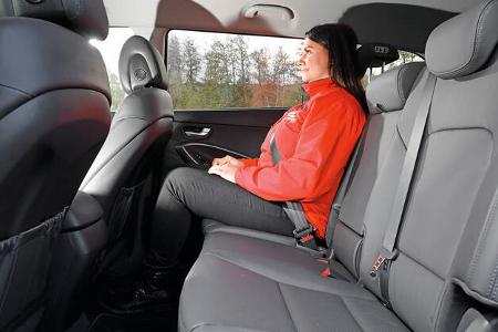 Hyundai Grand Santa Fe 2.2 CRDi Innenraum