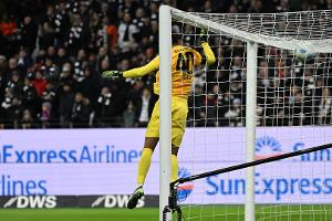 Kurioses Eigentor: Kaua Santos patzt gegen Mainz