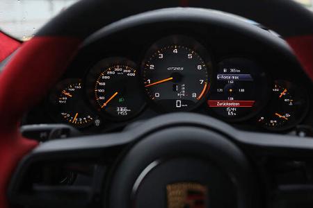 Porsche 911 GT2 RS, Interieur
