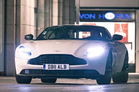 01/2018 Aston Martin DB11 V8 Coupé