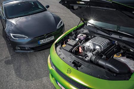 Tesla Model S P100D - Dodge Charger Hellcat - Test 