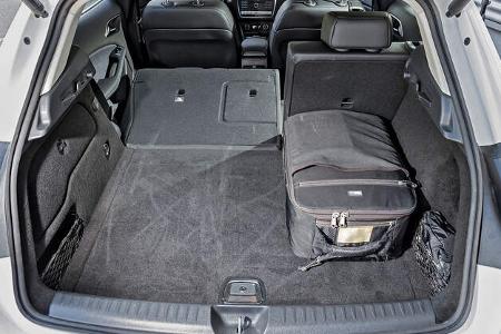 Mercedes GLA 250 4Matic Style, Interieur