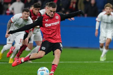 Schick und Wirtz glänzen: Bayer bleibt an Bayern dran