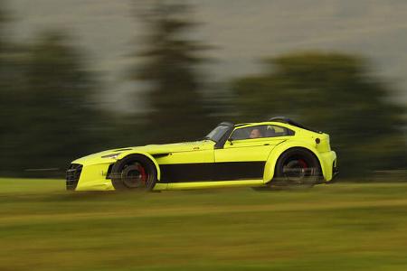 Donkervoort D8 GTO RS Sportscars & Tuning 2017 Fahrbericht