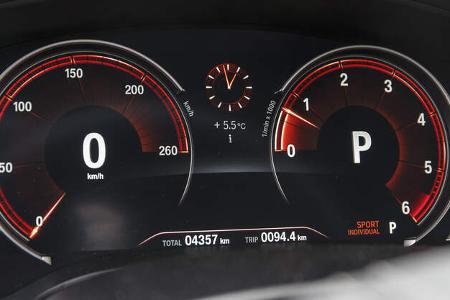 BMW 530d Touring xDrive Luxury Line, Interieur