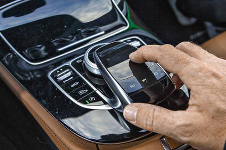 Mercedes E 300 AMG Line, Interieur