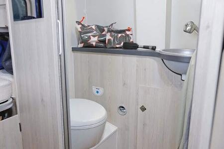 Karmann Dexter 560 Trend 4X4