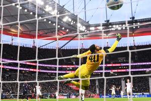 "Wird daraus lernen": Frankfurter Trost für Santos