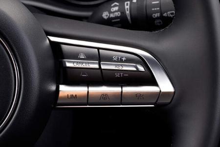 Mazda 3 Skyactive G (2019), Lenkrad