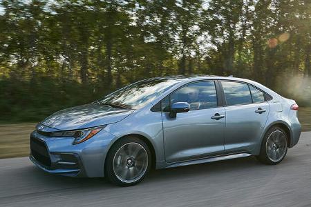 Toyota Corolla Limousine (2018)