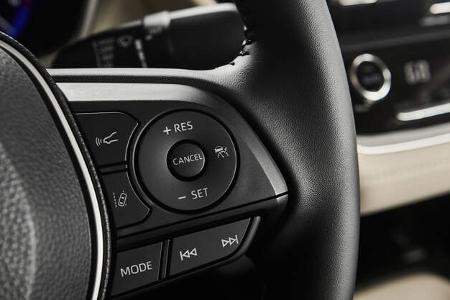 Toyota Corolla Limousine (2018)