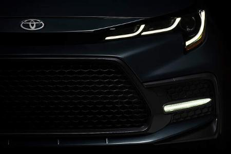 Toyota Corolla Limousine (2018)