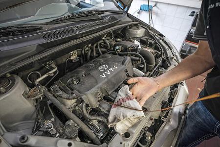 Toyota Yaris I, Motor