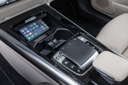 Mercedes B200d, Interieur